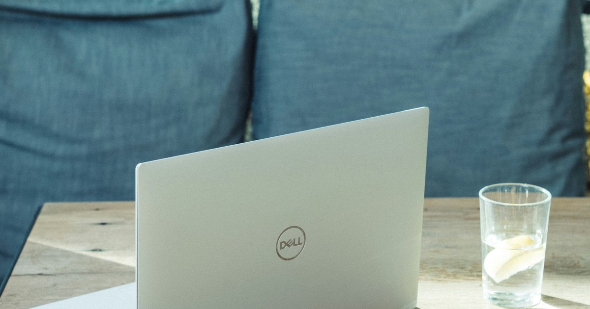 Recenzja laptopa Dell XPS 15 - czy warto kupić do pracy biurowej?